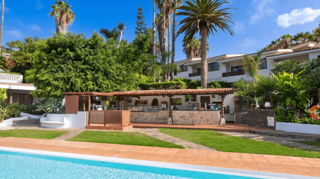 Parque San Antonio Hotel